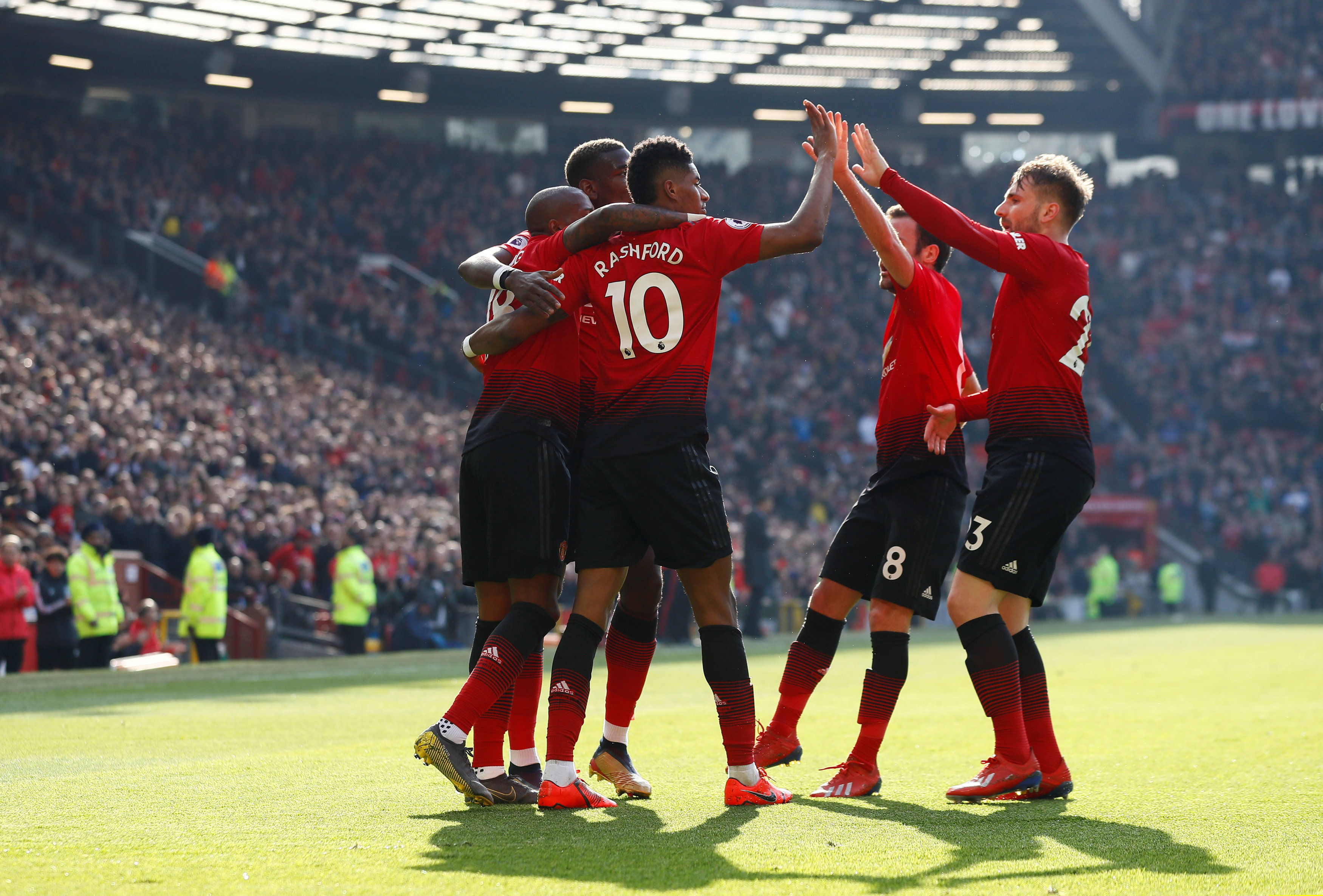 更因为他拥 更因为他拥