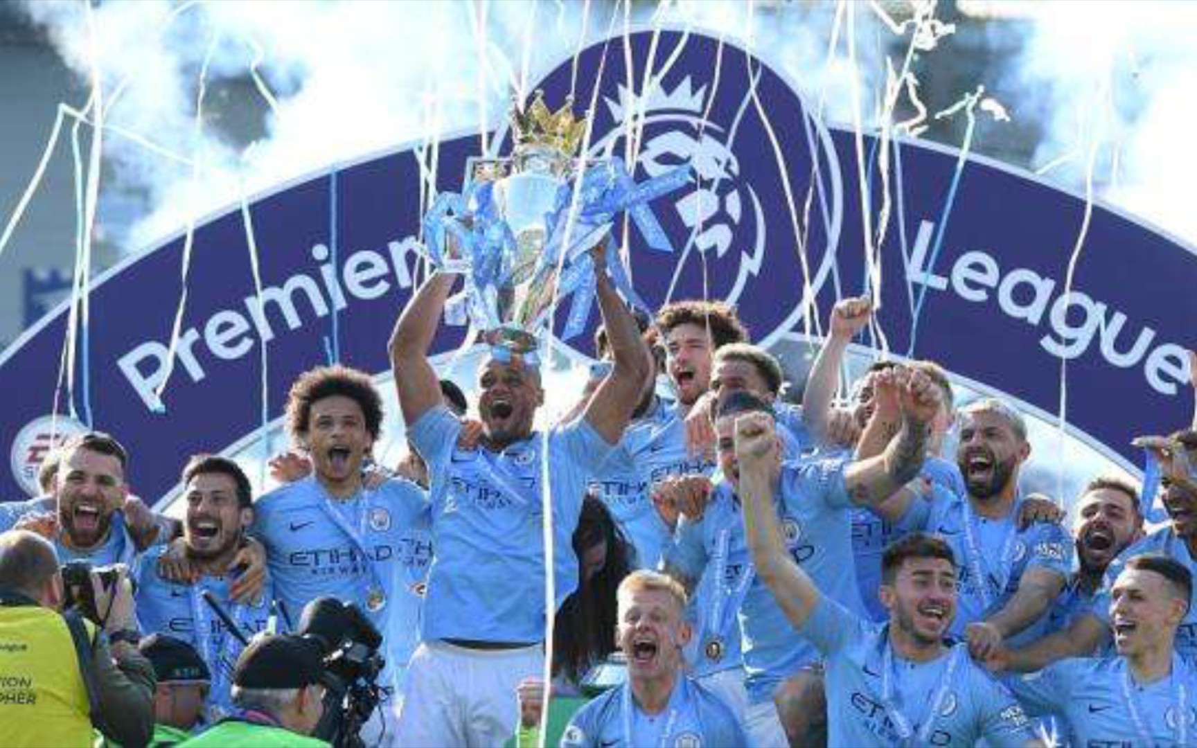 在冰雪中绽 在冰雪中绽